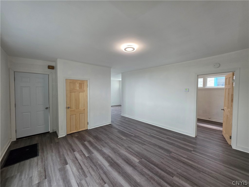 Miller St, Utica, NY 13501