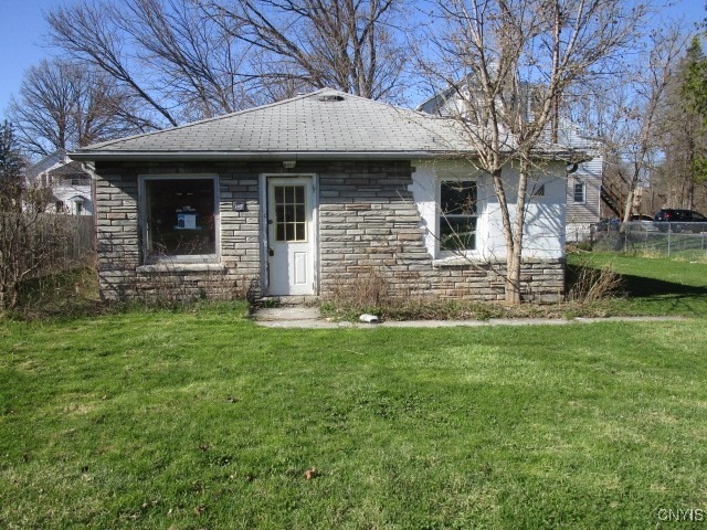 Tucker Ave, East Syracuse, NY 13057