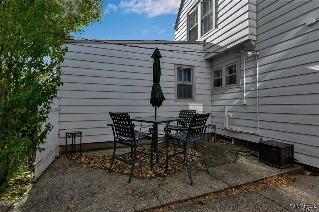 Pine Ridge Ter, Buffalo, NY 14225 #1