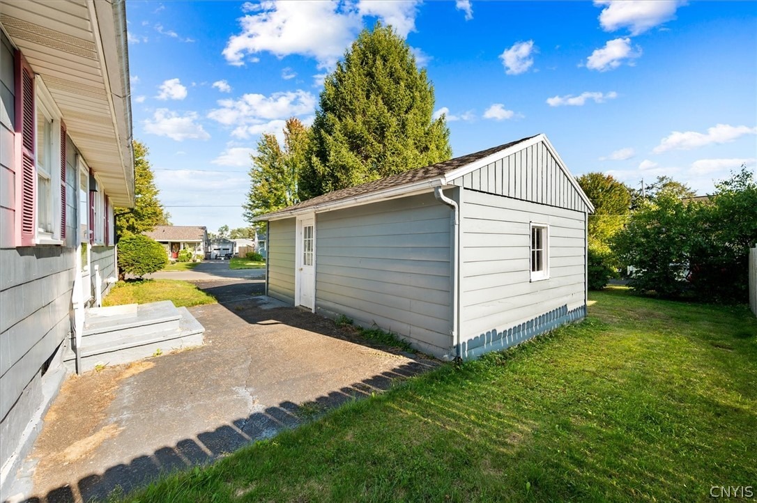 Oakwood St, Rome, NY 13440 #1