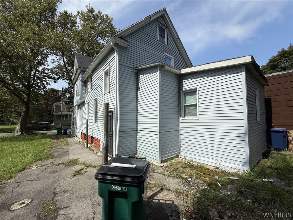 Sherman St, Buffalo, NY 14211 #1