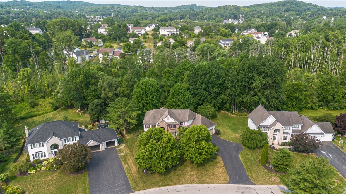 Royale Dr, Fairport, NY 14450 #1