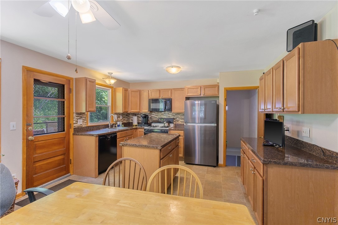 Warners Rd, Syracuse, NY 13209 #1