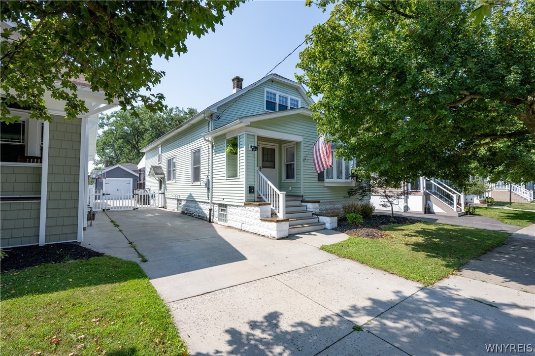 Ramona Ave, Buffalo, NY 14220