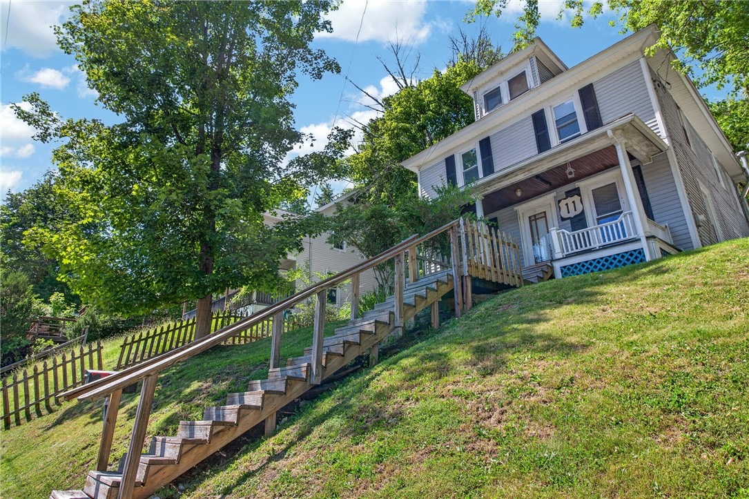 Linden Ave, Oneonta, NY 13820