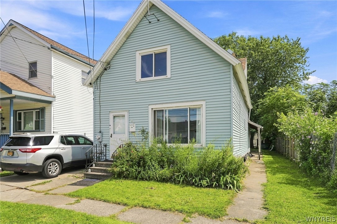 Jones St, Buffalo, NY 14206