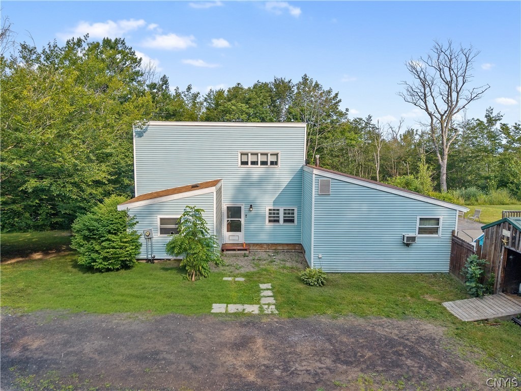 Edwards Cir, Oswego, NY 13126