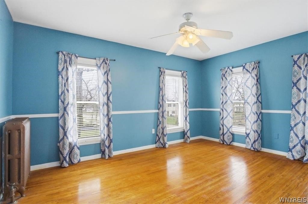 Cayuga Dr, Niagara Falls, NY 14304