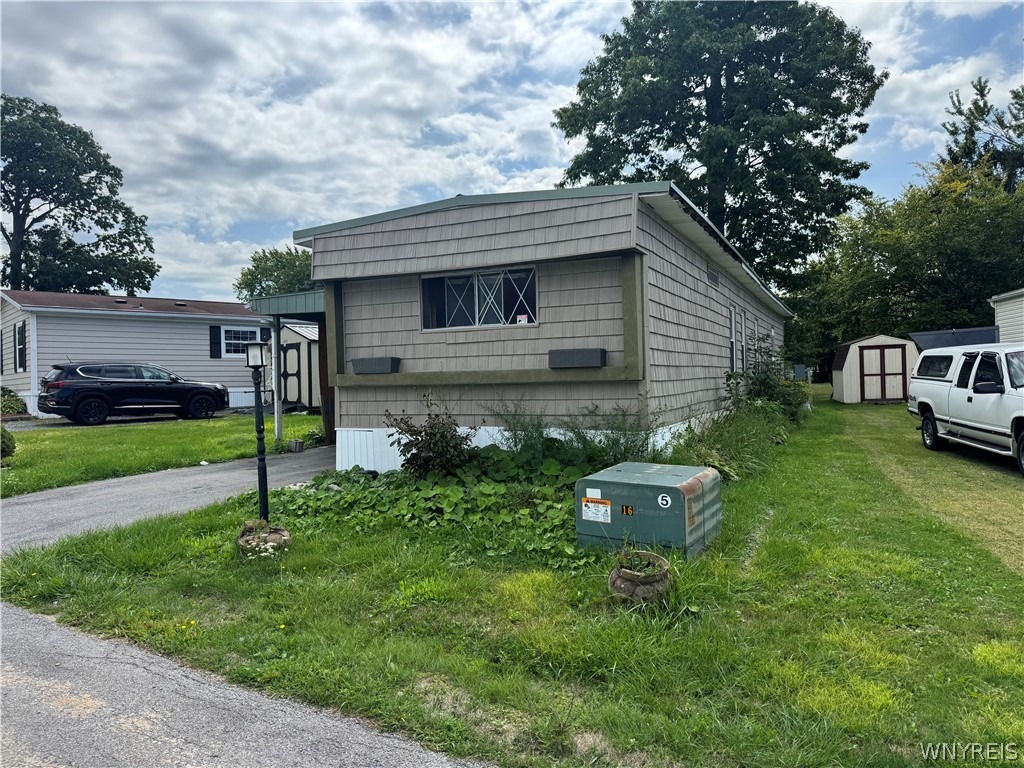 Howard Rd, Hamburg, NY 14075