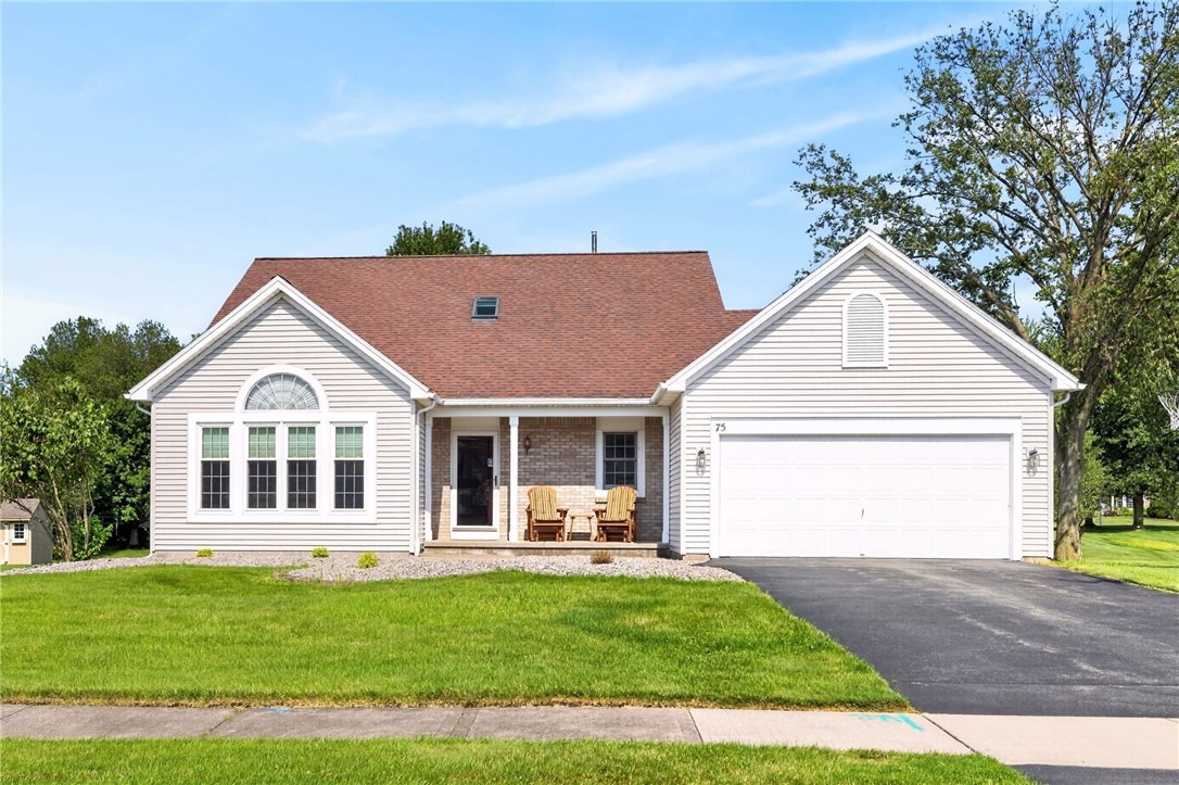 Pickering Dr, Rochester, NY 14626