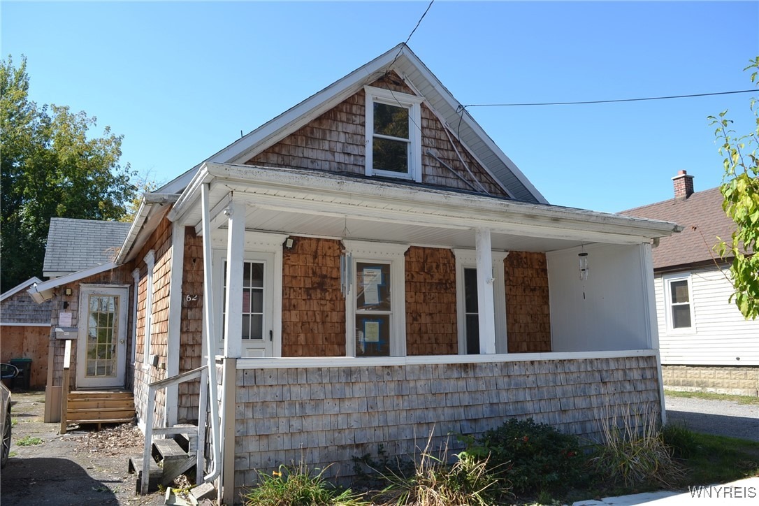 Douglas St, Tonawanda, NY 14150