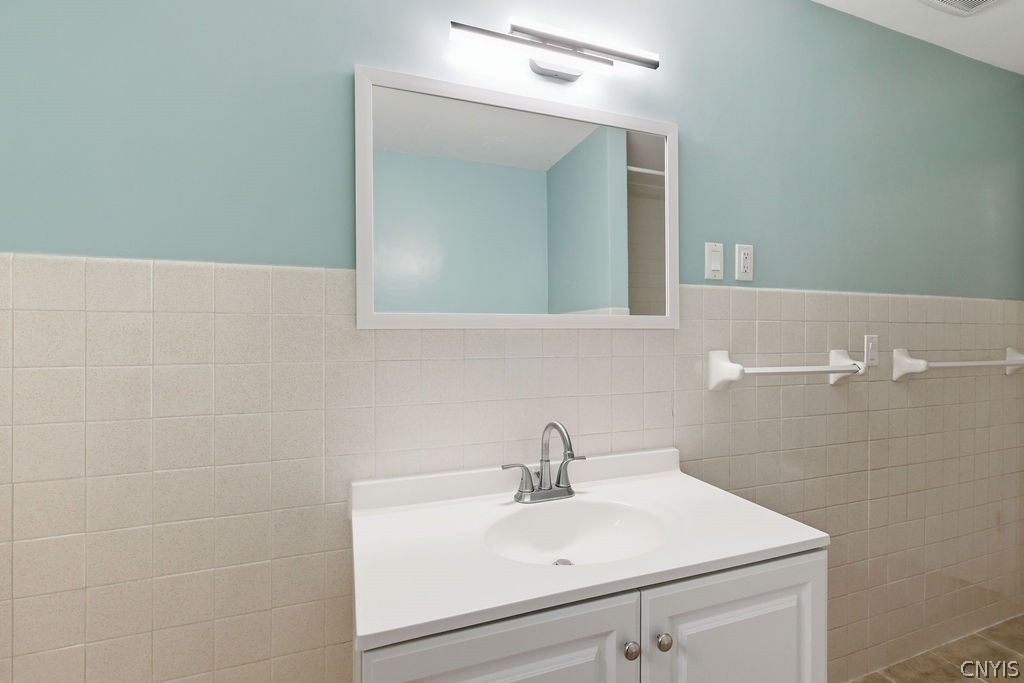Oswego River Rd, Phoenix, NY 13135 #1