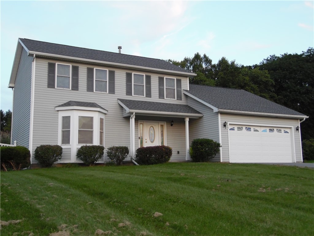 Morin Cir, West Henrietta, NY 14586