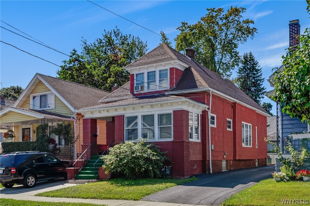 Deerfield Ave, Buffalo, NY 14215