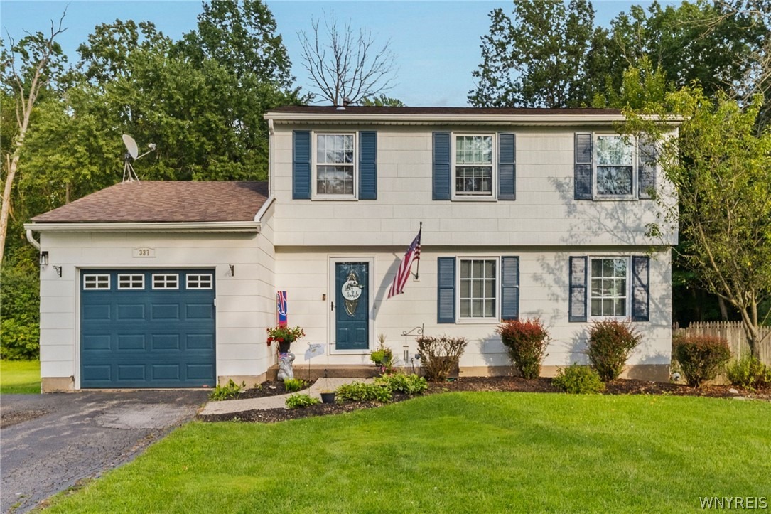 Tracey Ln, Grand Island, NY 14072