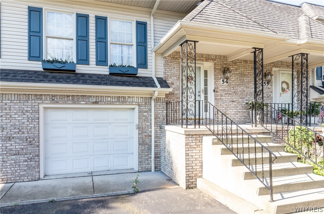 Park Lane Ct, Buffalo, NY 14221