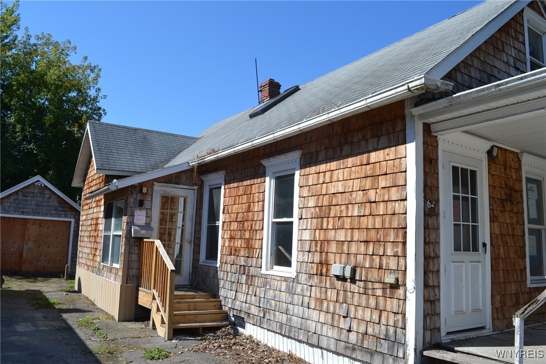 Douglas St, Tonawanda, NY 14150 #1