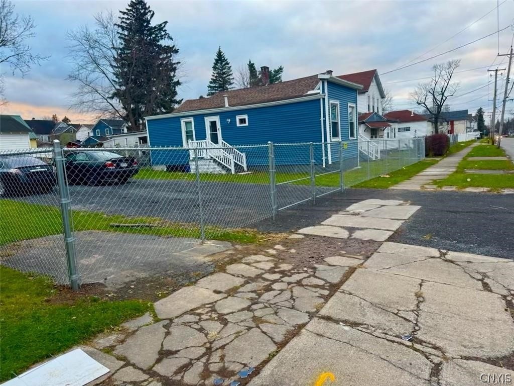 Eagle St, Utica, NY 13501 #1