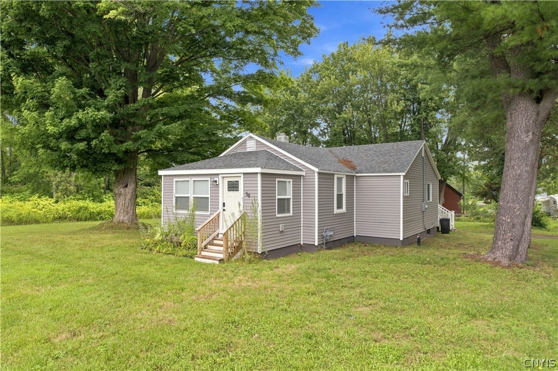 Van Ness Rd, Baldwinsville, NY 13027