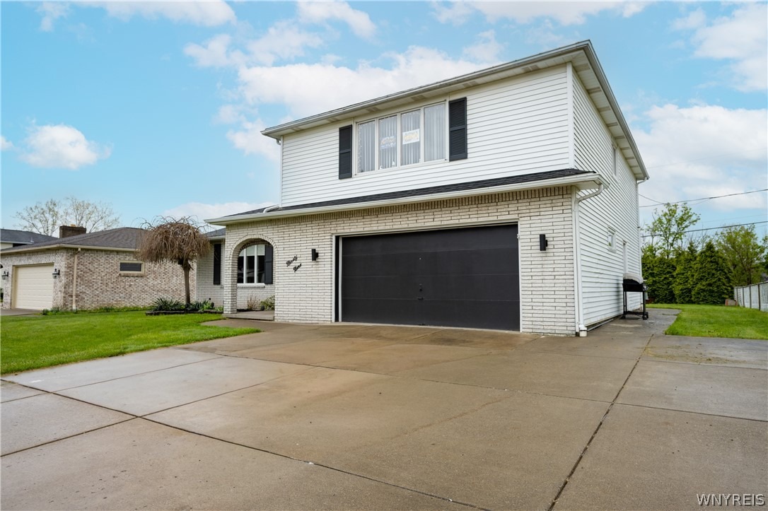Prince Dr, Depew, NY 14043