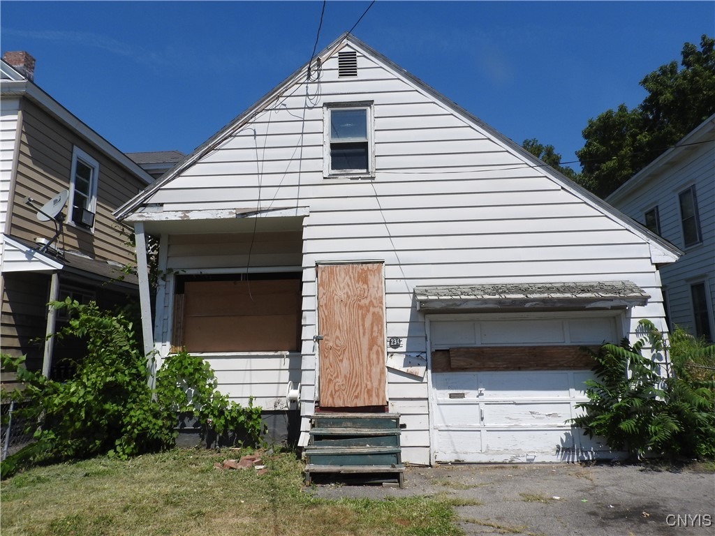 Richmond Ave, Syracuse, NY 13204