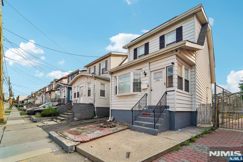 Paine Ave, Irvington, NJ 07111