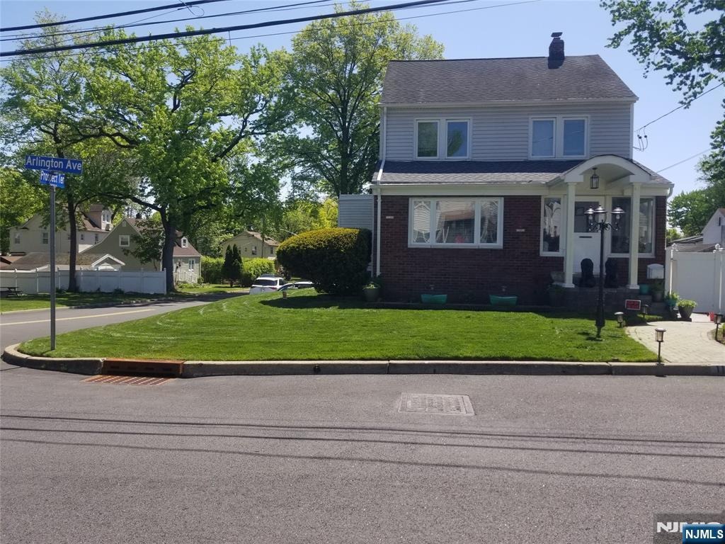 Arlington Ave, Teaneck, NJ 07666