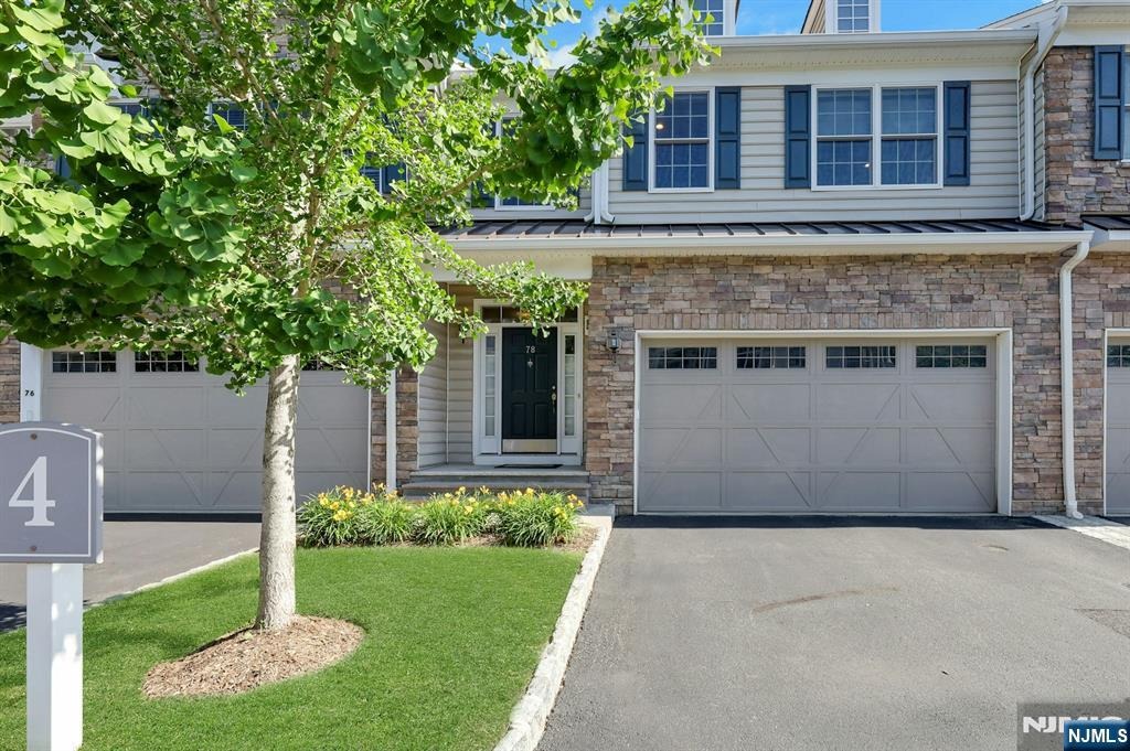 Autumn Way, Montvale, NJ 07645