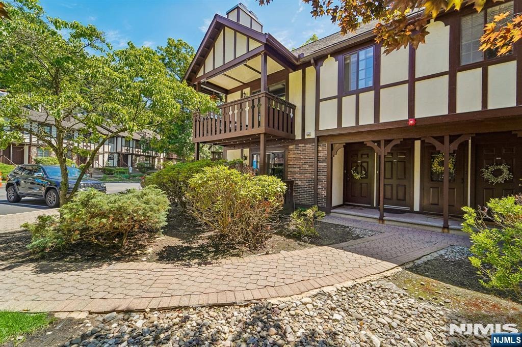 Melville Ct, Mahwah, NJ 07430 #1