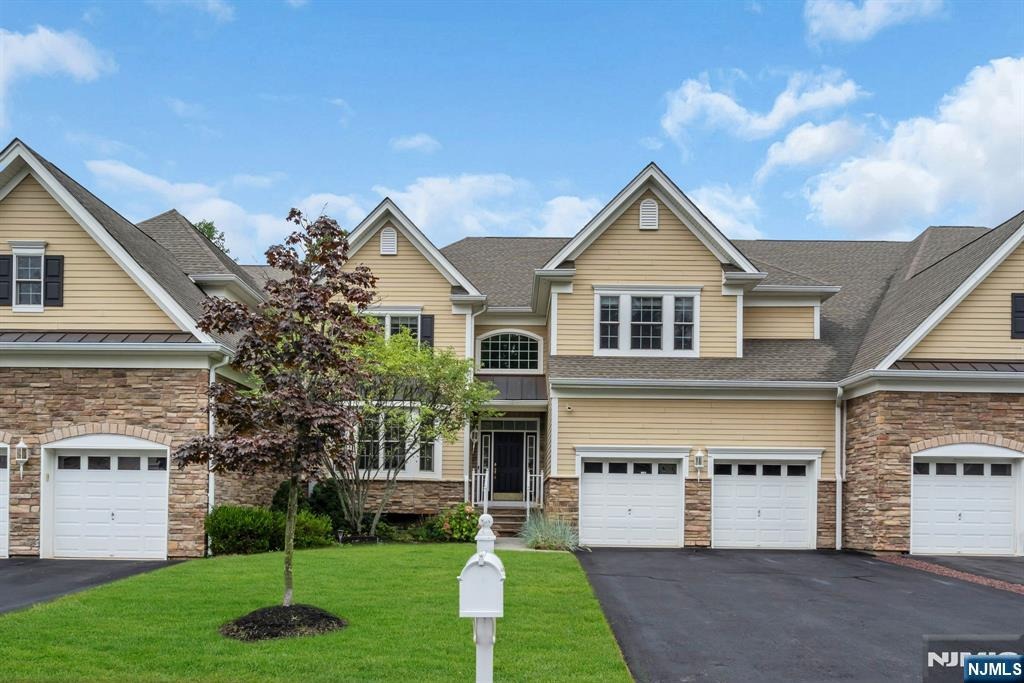 Witte Pl, West Orange, NJ 07052 #1
