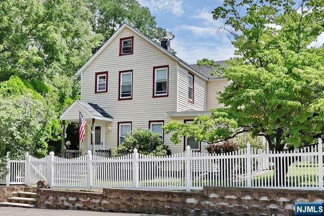 New St, Butler, NJ 07405