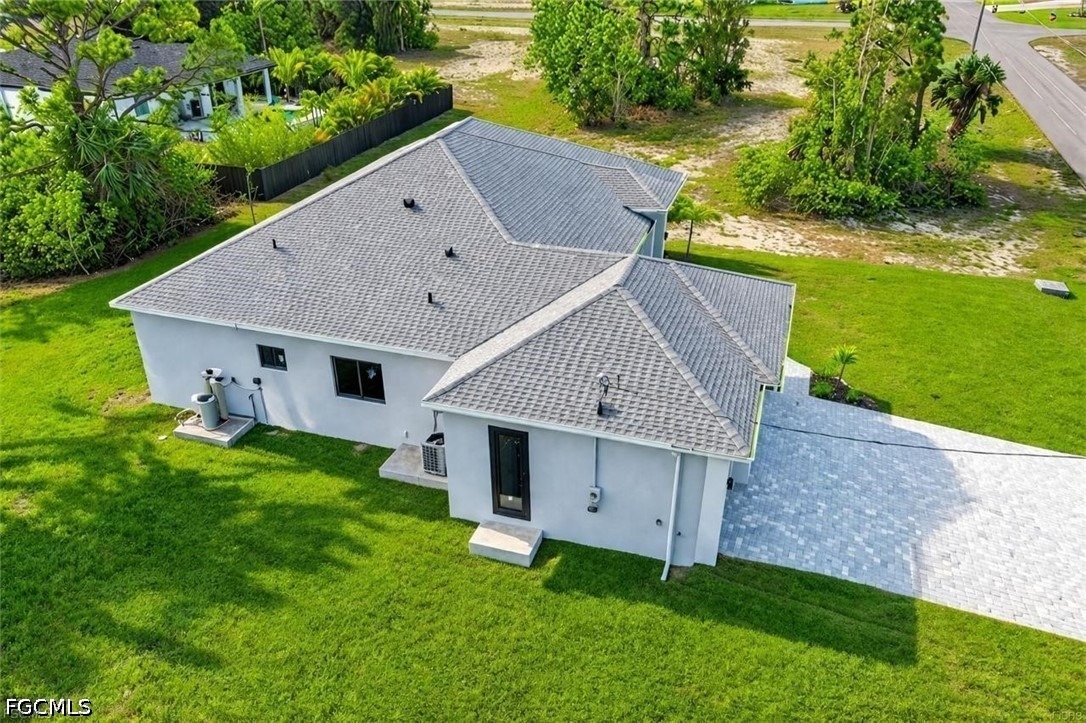 42nd Pl, Cape Coral, FL 33993