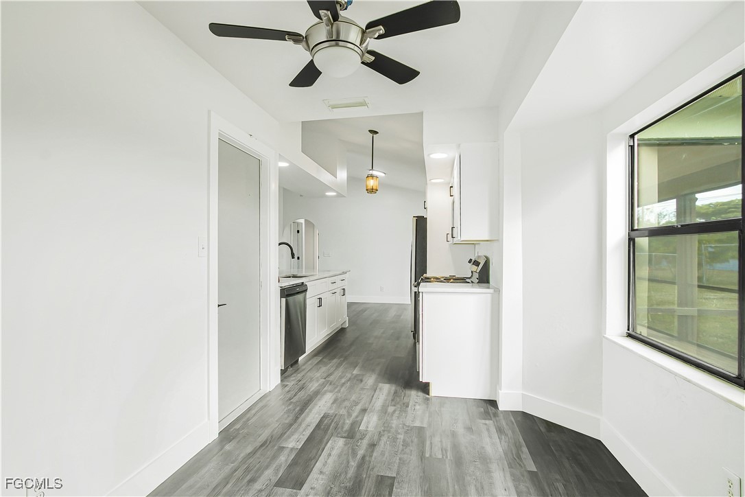 1st Pl, Cape Coral, FL 33914