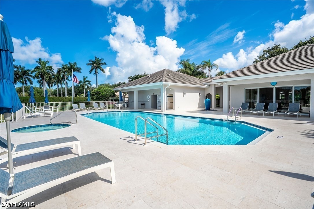 Seville Blvd, Naples, FL 34109