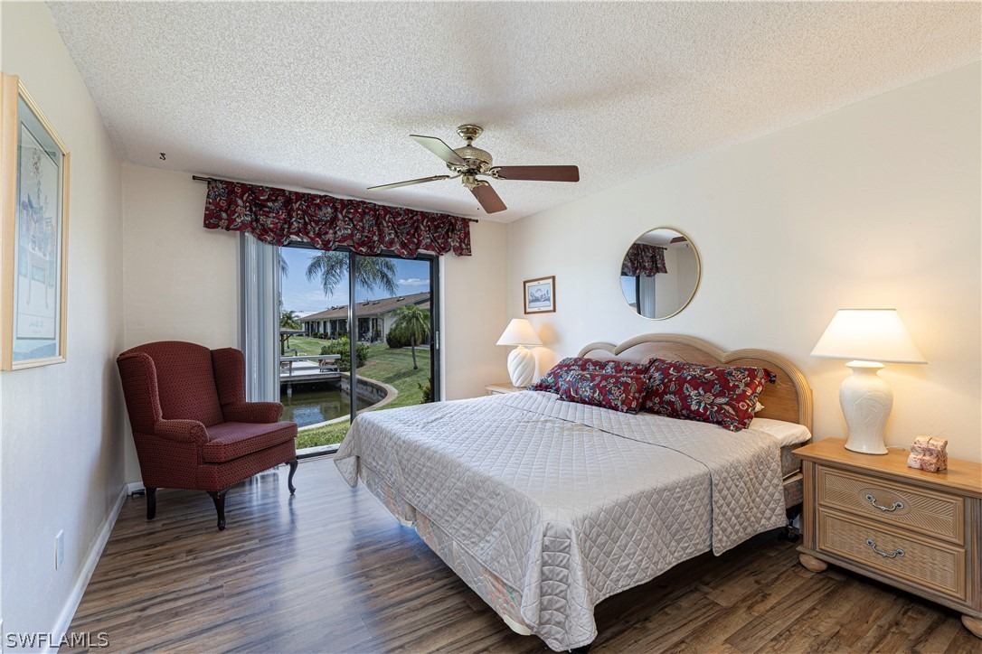 15th St, Cape Coral, FL 33990