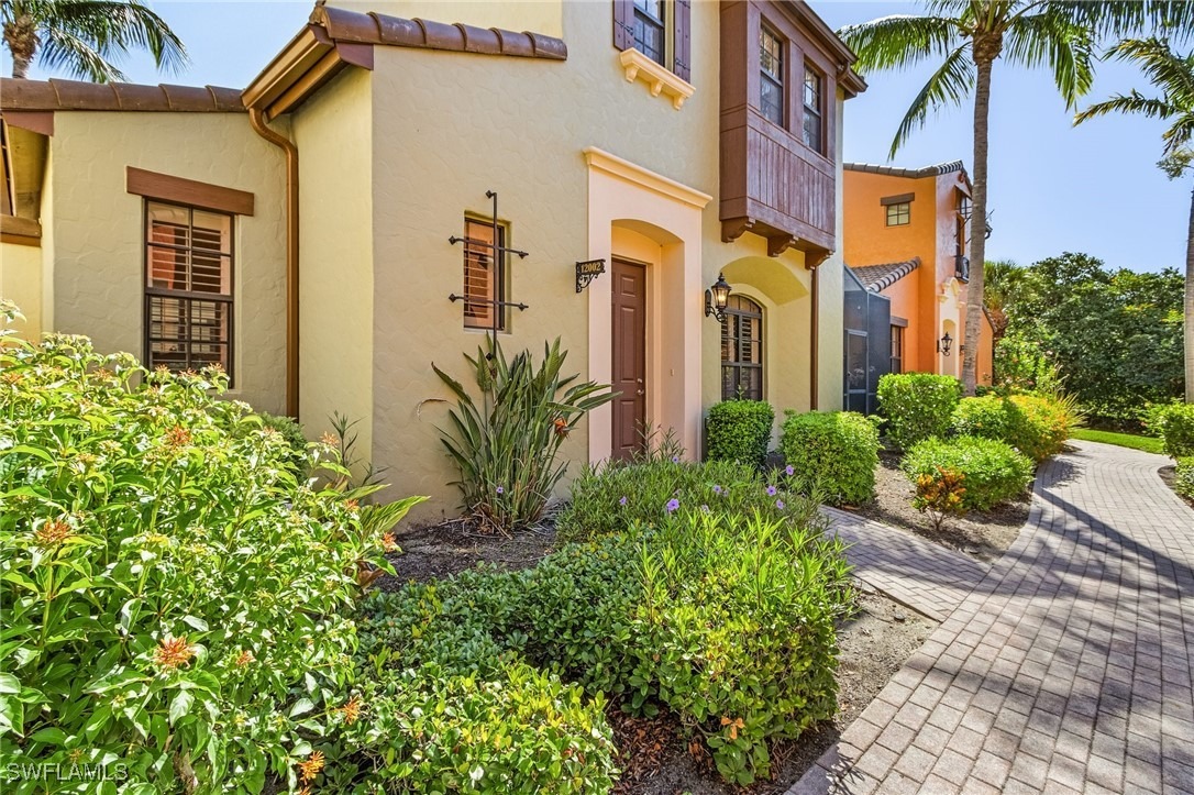Chula Vista St, Naples, FL 34113 #1