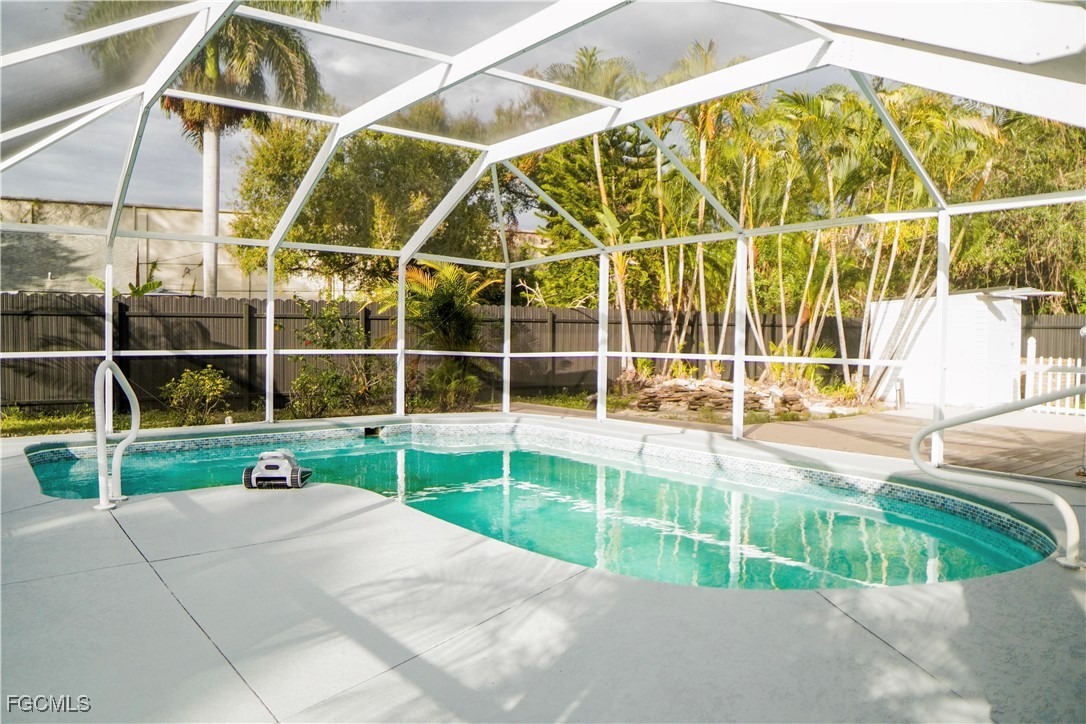 North Shore Ave, North Fort Myers, FL 33903
