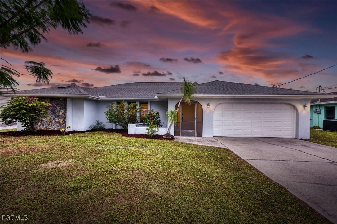 Kneeland Ter, Port Charlotte, FL 33981