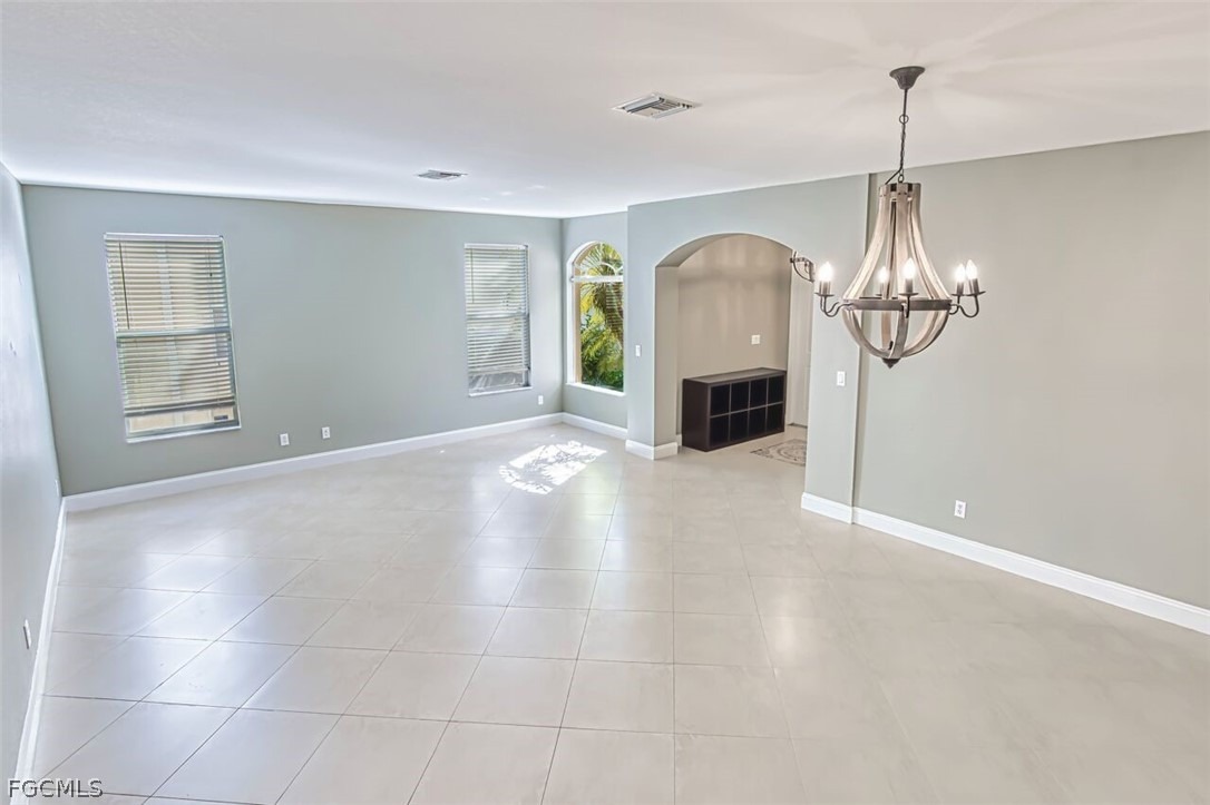 Sumner Ave, Fort Myers, FL 33908