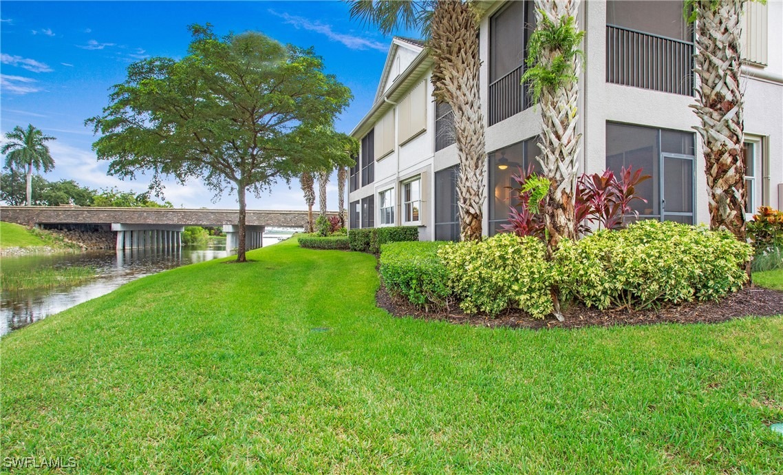 Coastline Ct, Naples, FL 34120