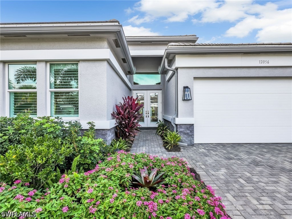 Oleander Ave, Naples, FL 34120