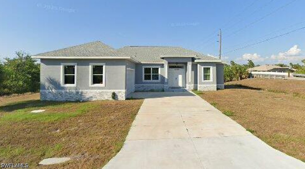 Kay Ln, Port Charlotte, FL 33981