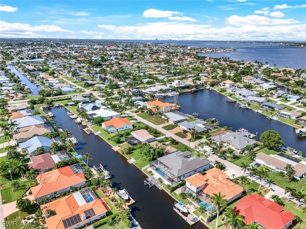 Malibu Ct, Cape Coral, FL 33904
