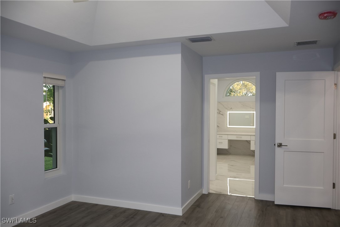 Sunbury Ct, Naples, FL 34104