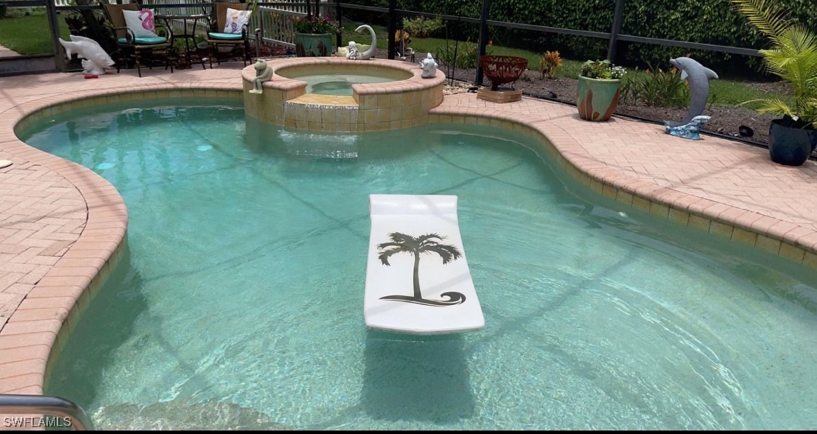 Cedar St, Huntington Park, CA 90255
