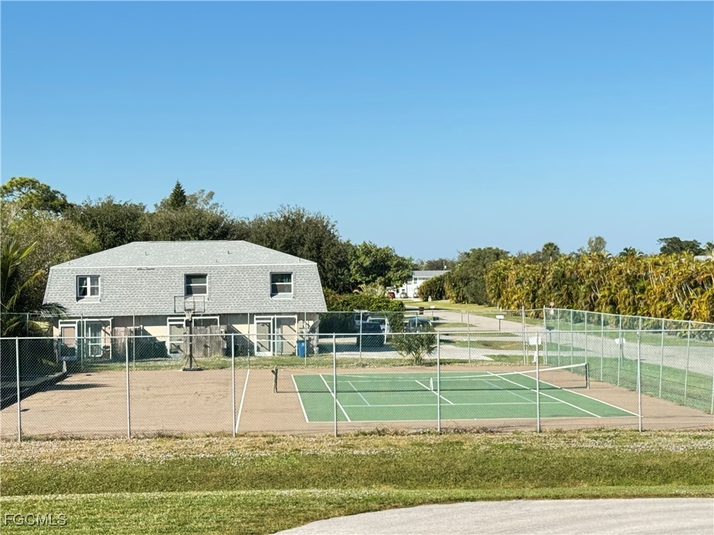 Dublin Cir, Fort Myers, FL 33908