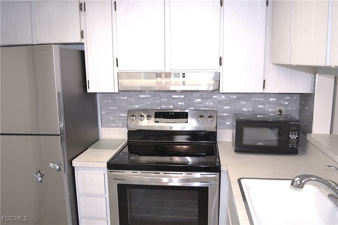 Vancouver Cir, Fort Myers, FL 33907 #1
