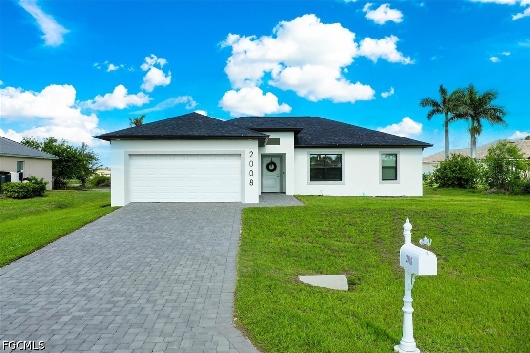 24th Pl, Cape Coral, FL 33993