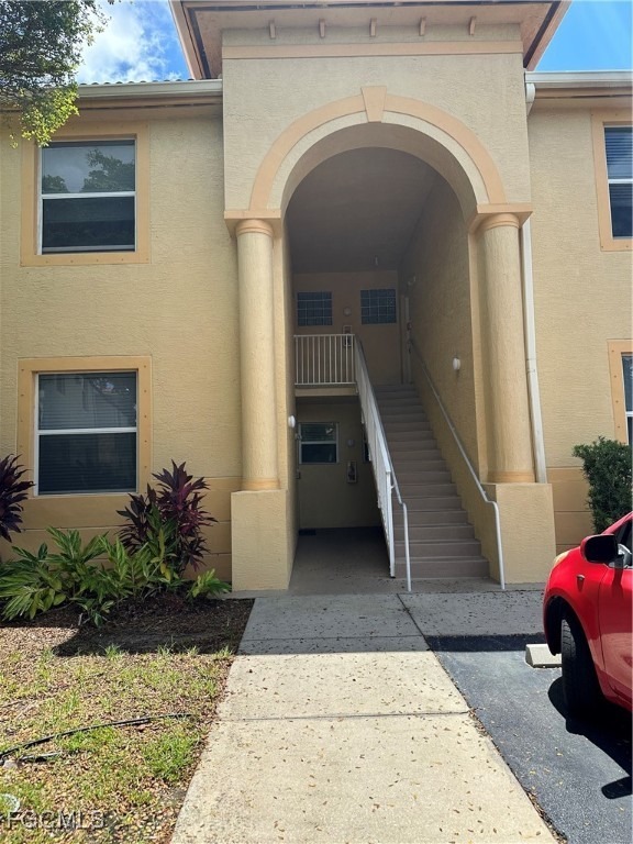 Bellasol Cir, Fort Myers, FL 33916