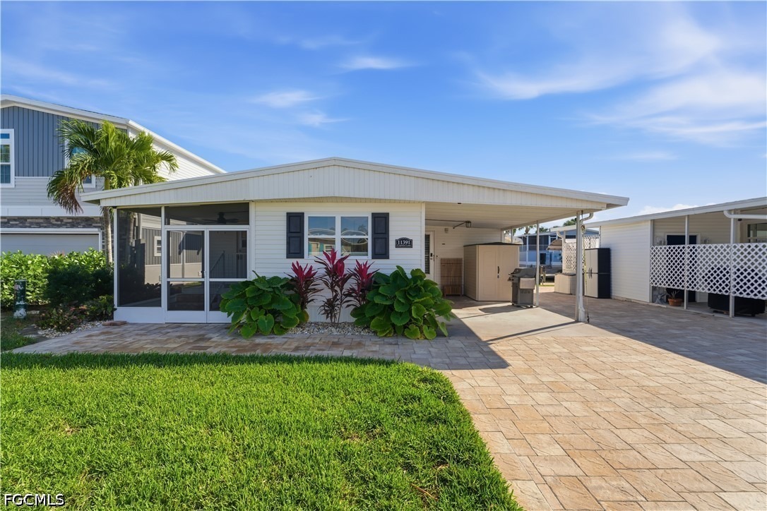 Cypress Ln, Fort Myers Beach, FL 33931